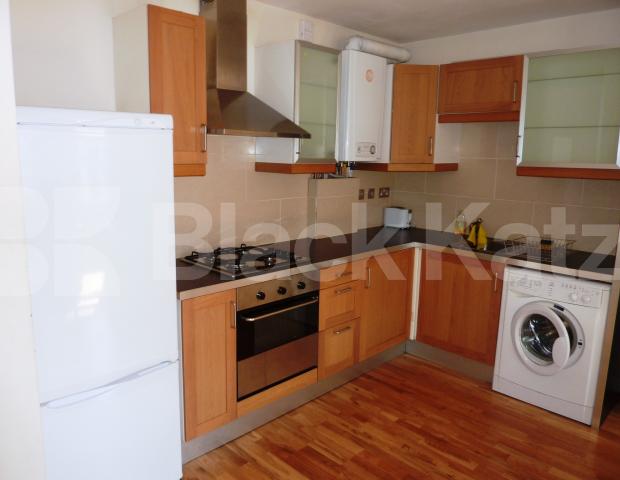 			NEW INSTRUCTION!, 3 Bedroom, 1 bath, 1 reception Flat			 Shirland Road, MAIDA VALE